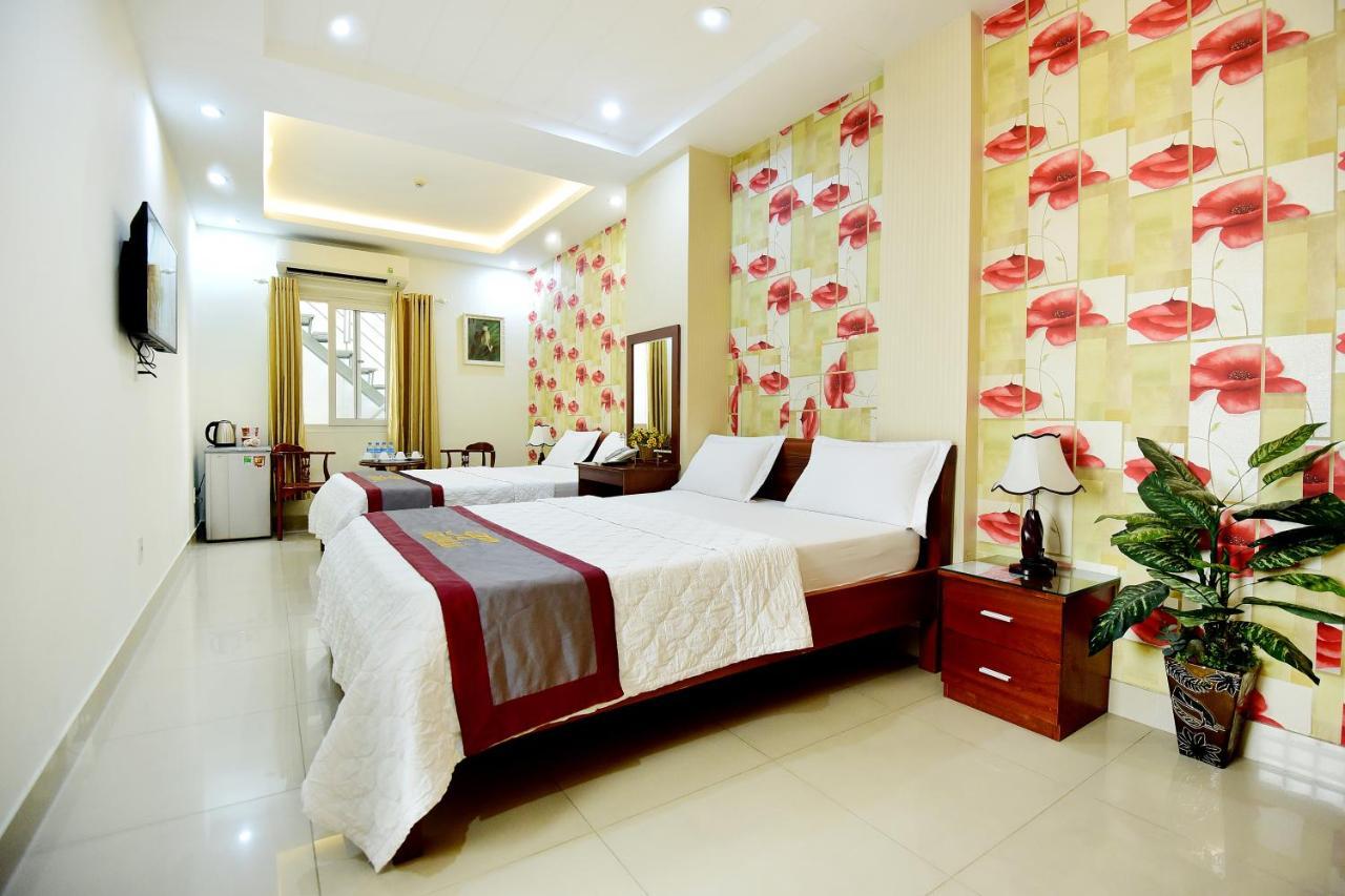 Hotel Thu Ha - San Bay Tan Son Nhat Хошимин Экстерьер фото