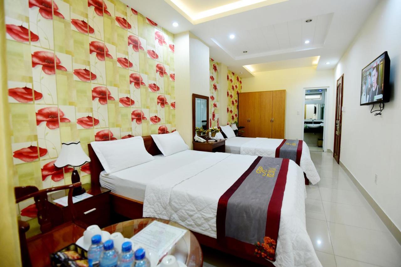 Hotel Thu Ha - San Bay Tan Son Nhat Хошимин Экстерьер фото